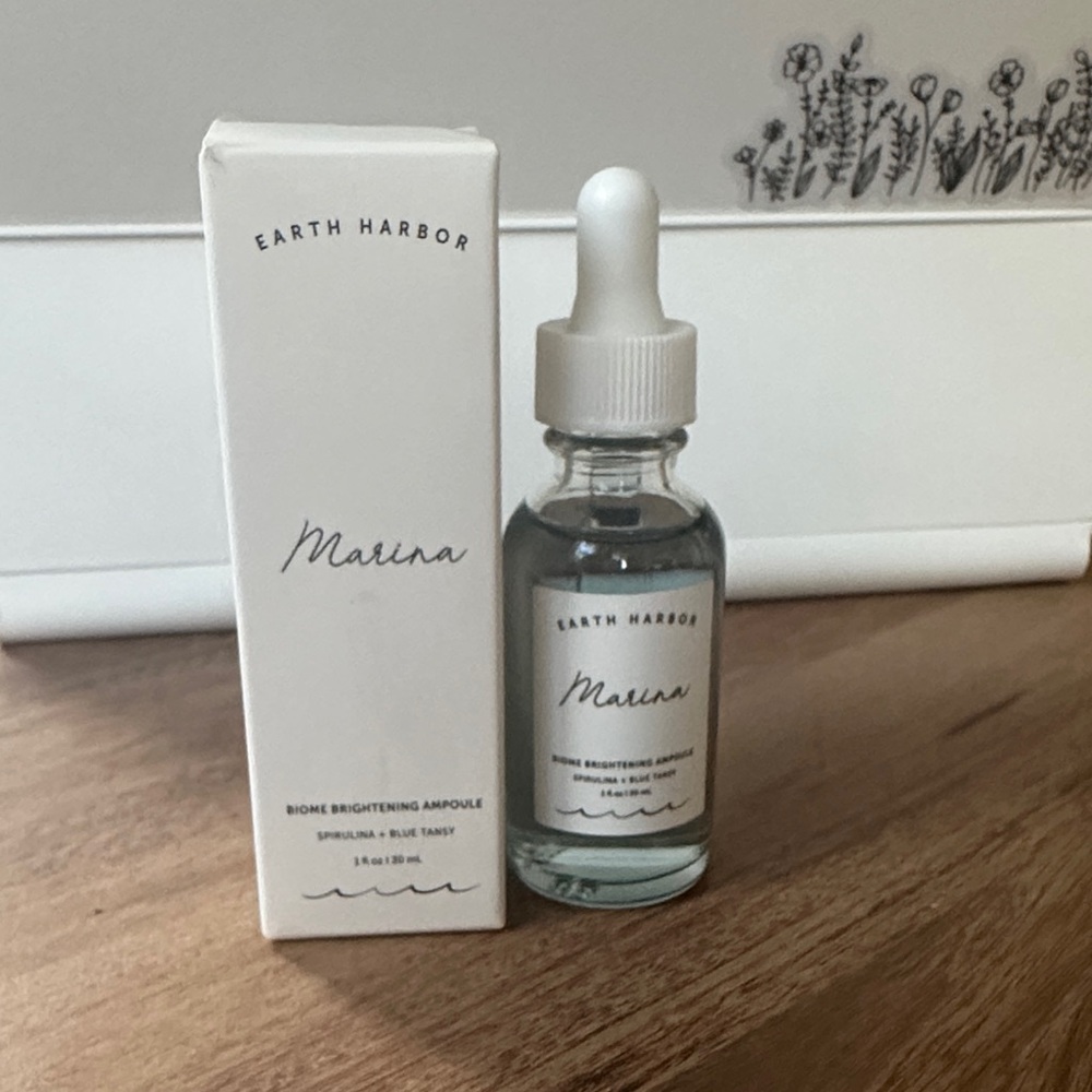 Earth Harbor | Marina Spirulina + Blue Tansy Brightening Serum - Vegan - NIB